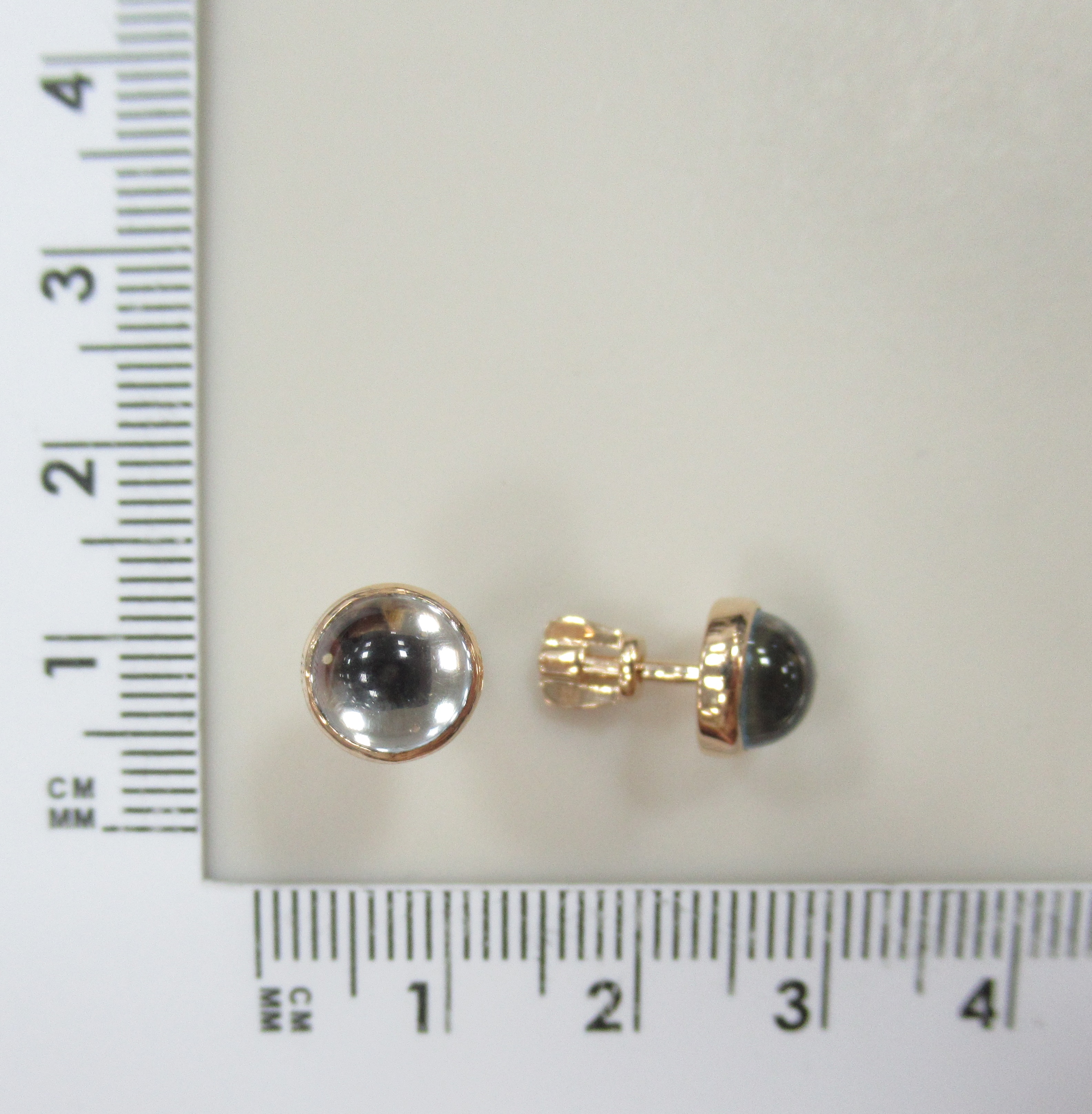 Серьги-пусеты из золота с топазами